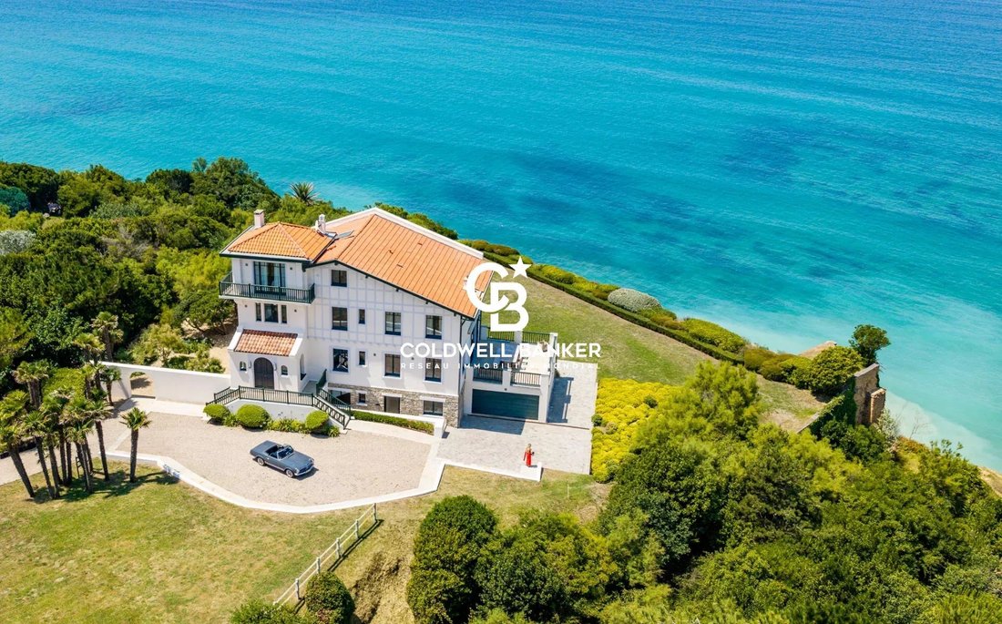 Villa in Bidart, Nouvelle-Aquitaine, France 2 - 15883927
