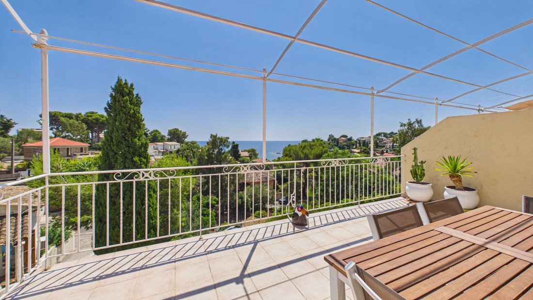 Apartment in Centre Ville, Carqueiranne, France 1 - 18555293