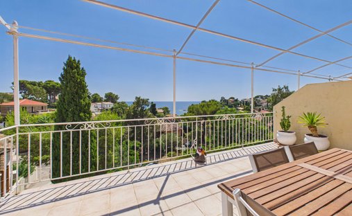 Apartment in Centre Ville, Carqueiranne, France 1