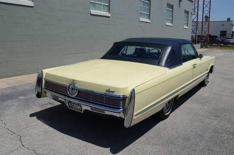 Cabriolet in Glendale, United States 2 - 18555537