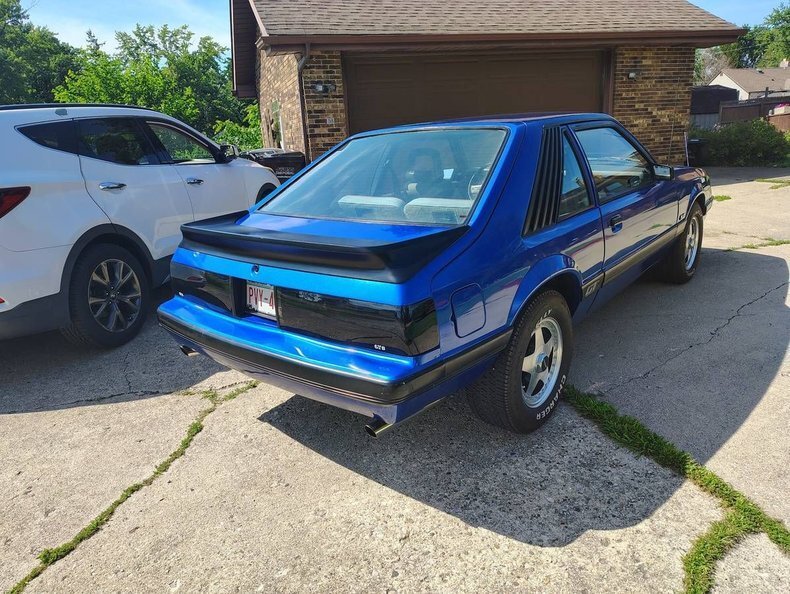 Coupe in Glendale, United States 5 - 18555515
