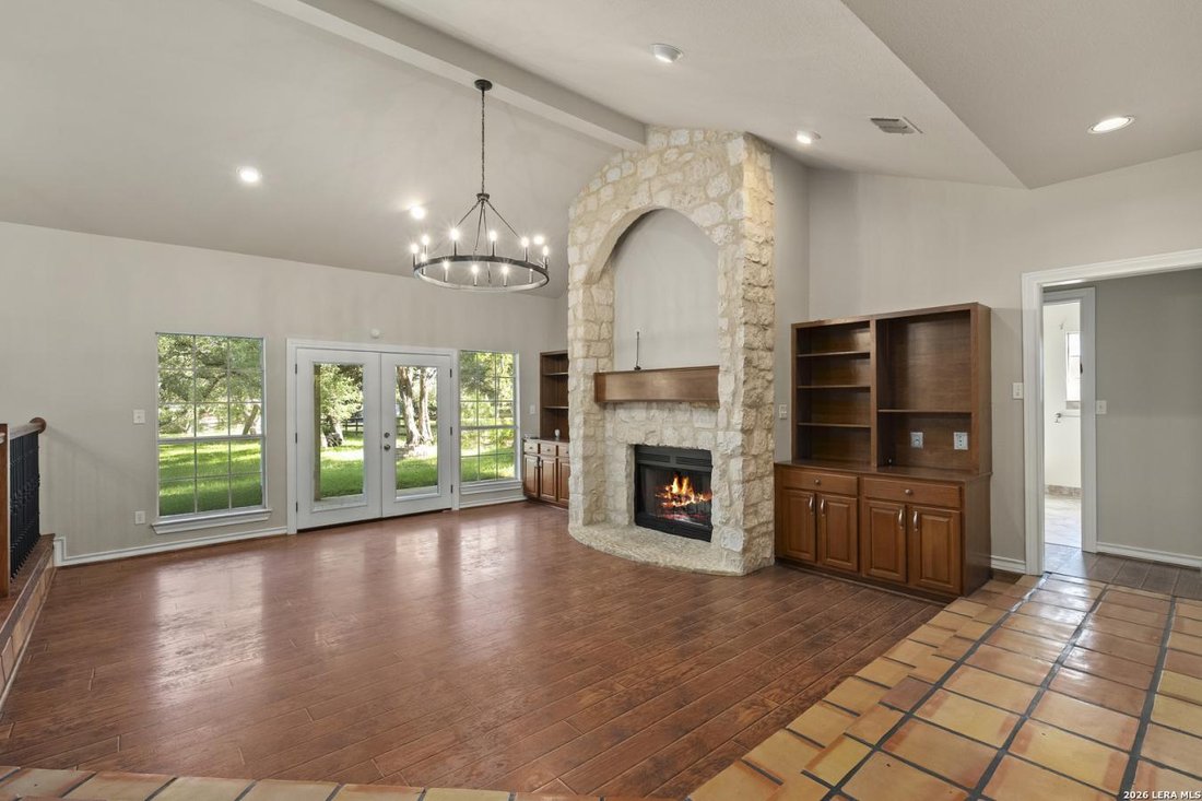 House in San Antonio, Texas, United States 5 - 18555654