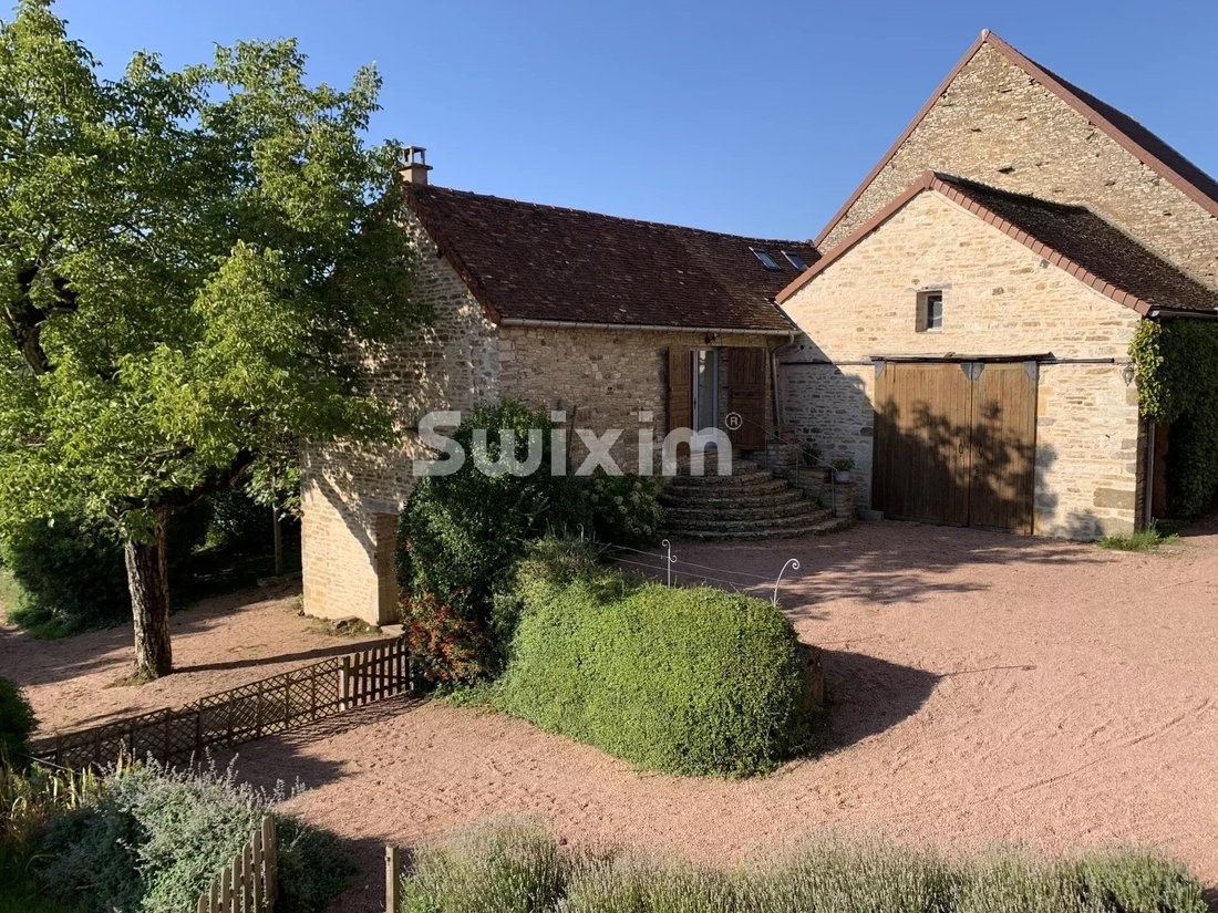 Estate in Culles-les-Roches, Bourgogne – Franche-Comté, France 4 - 18555830