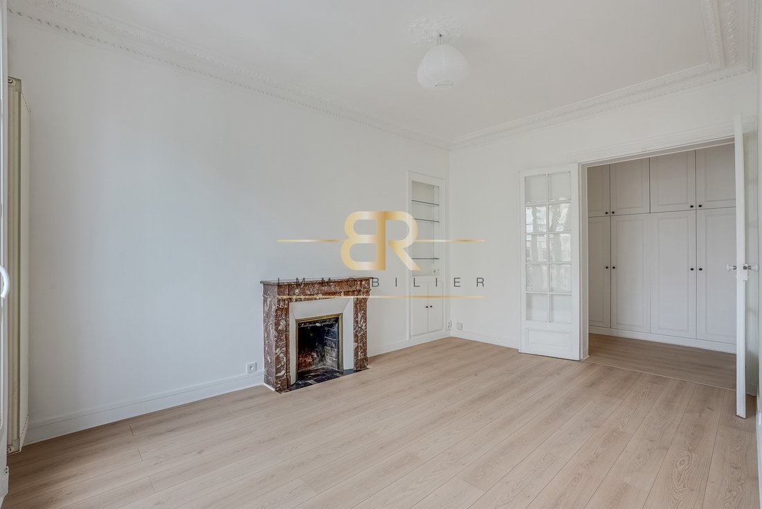 Apartment in Plateau Ouest, Suresnes, France 3 - 18555231