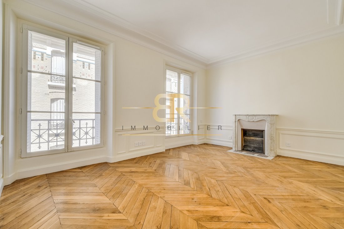 Apartment in Bois-Colombes, Ile-de-France, France 2 - 18555251