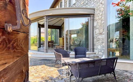 Estate in Chignin, Auvergne-Rhône-Alpes, France 1