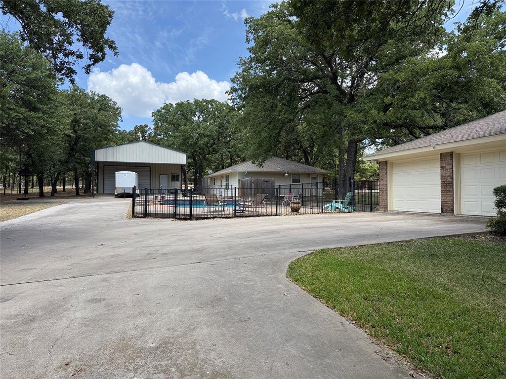 House in Decatur, Texas, United States 4 - 18555440