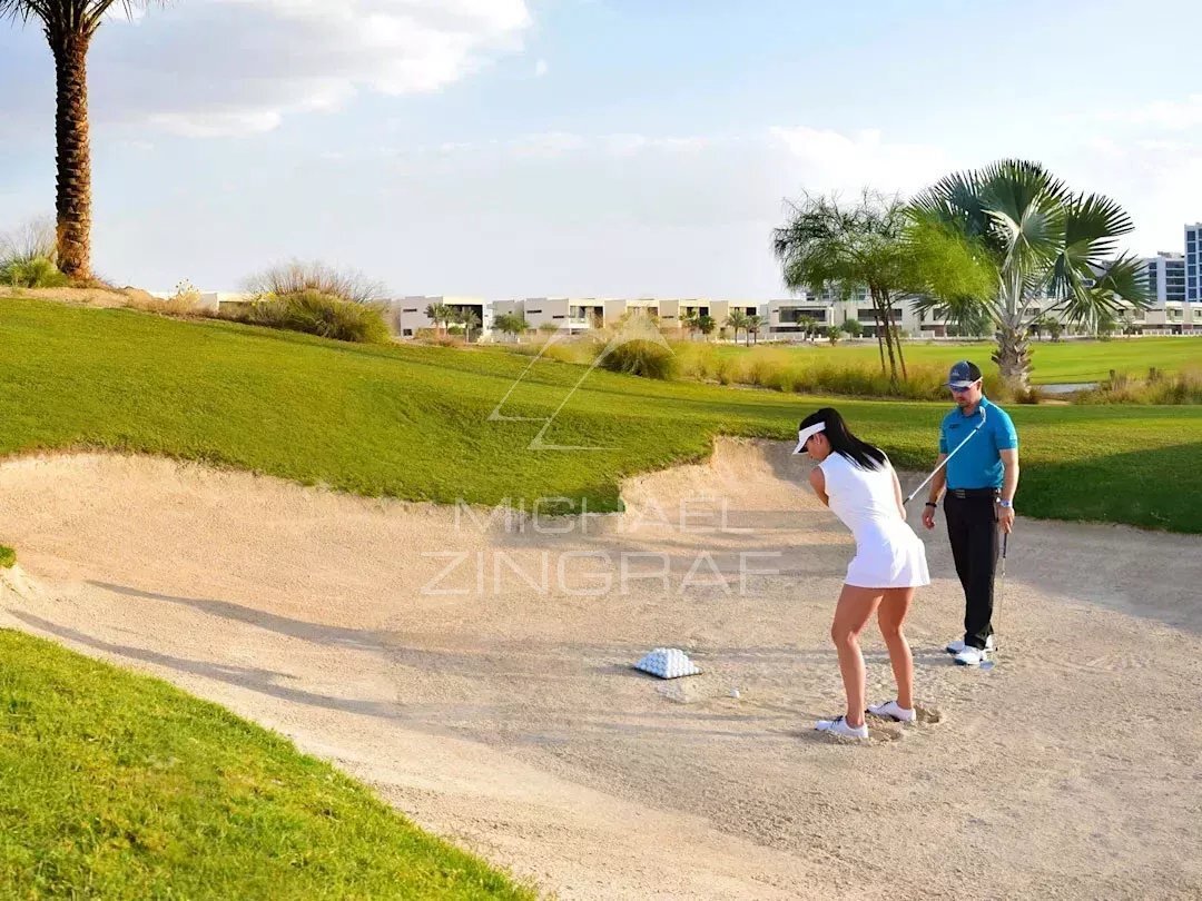 Villa in United Arab Emirates 5 - 18555957
