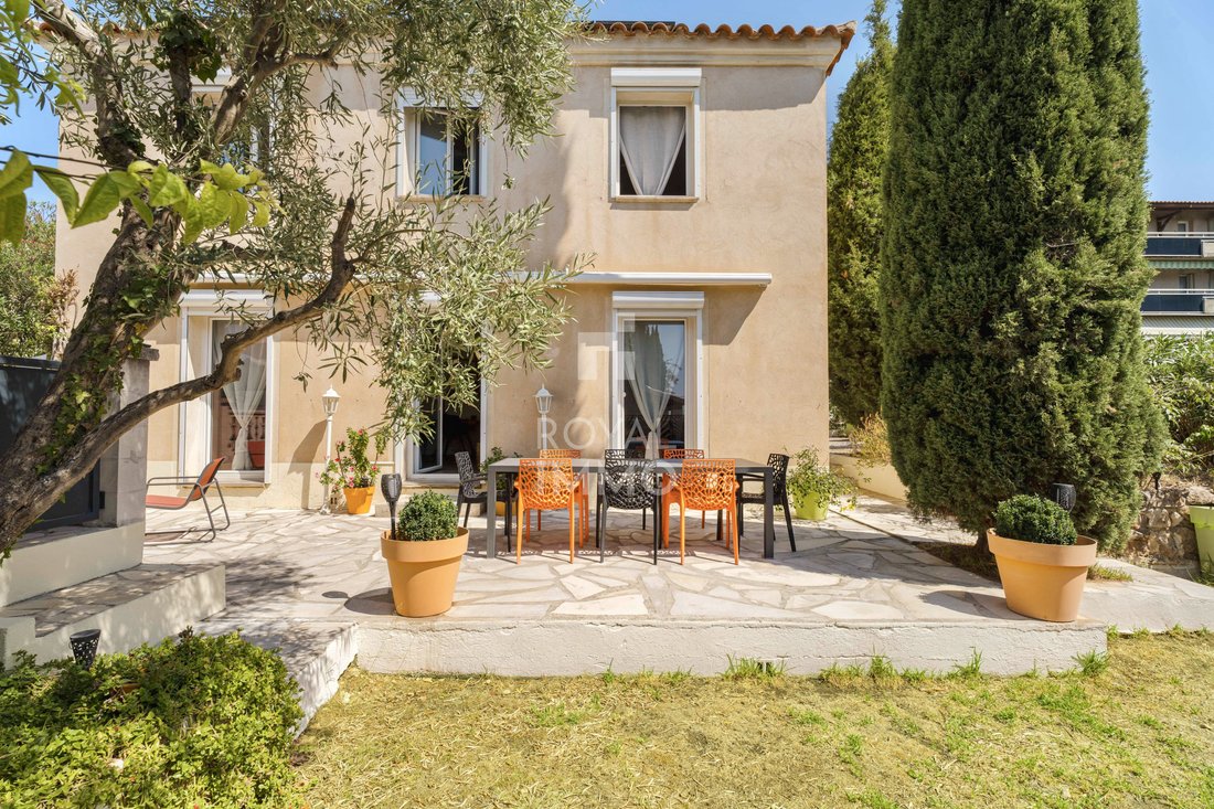 House in Le Faron-Fort-Rouge, Toulon, France 1 - 18555399