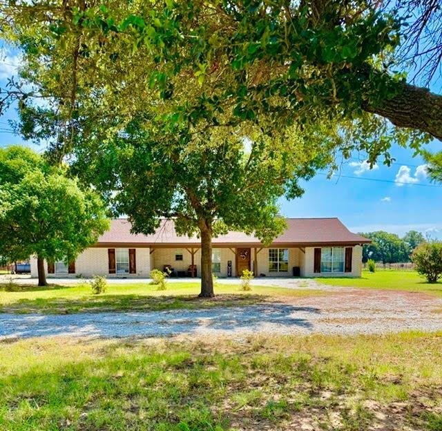 Farm Ranch in Bowie, Texas, United States 1 - 18555441