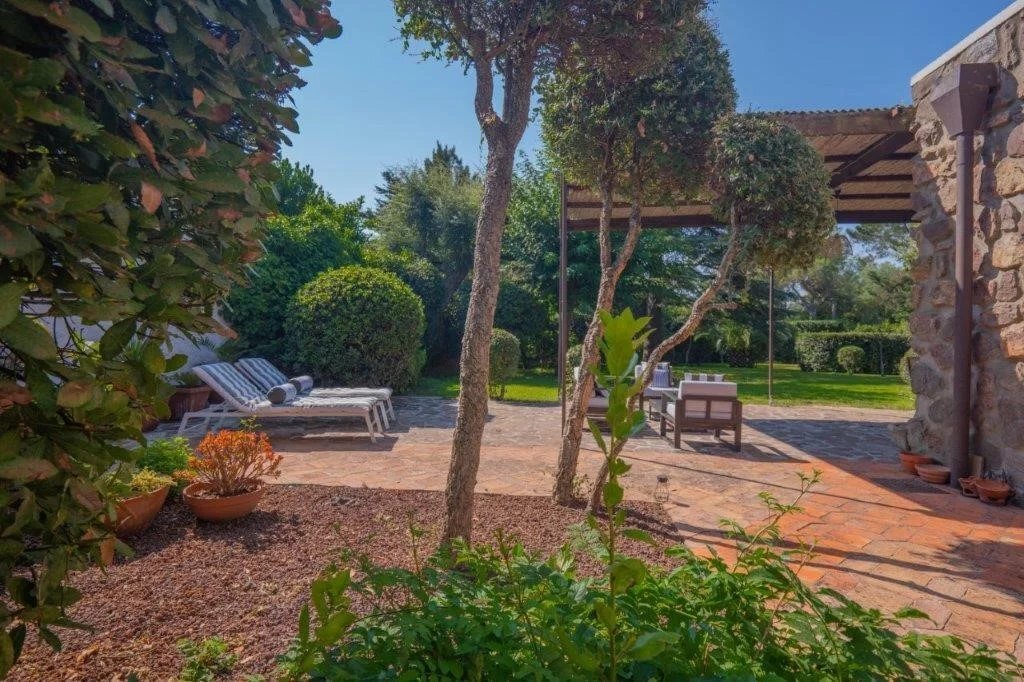 Villa in Grimaud, Provence-Alpes-Côte d'Azur, France 2 - 18526618