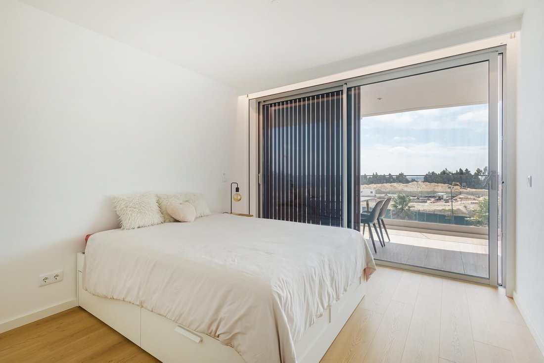 Apartment in Belas, Lisbon, Portugal 5 - 18555972