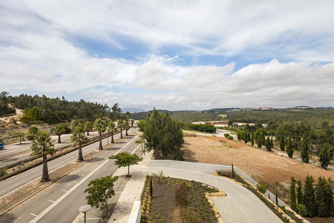 Apartment in Belas, Lisbon, Portugal 1 - 18555972