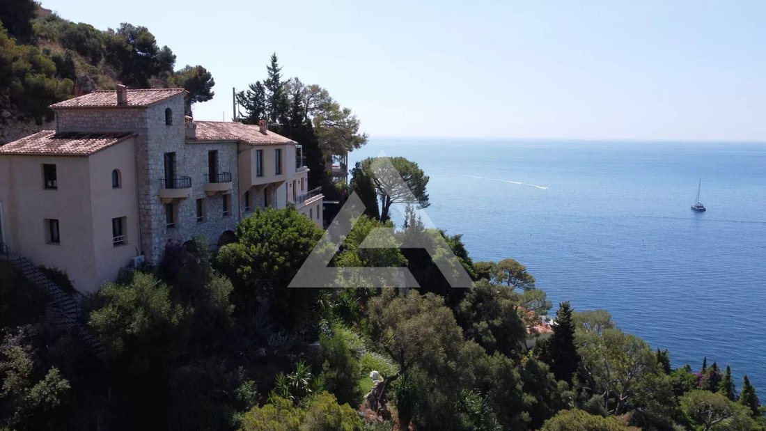 Estate in Èze, Provence-Alpes-Côte d'Azur, France 2 - 18555950