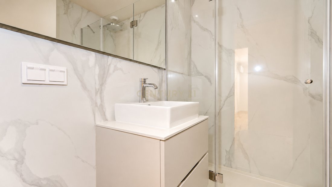 Apartment in Santa Marinha e Sao Pedro da Afurada, Porto District, Portugal 5 - 18555852