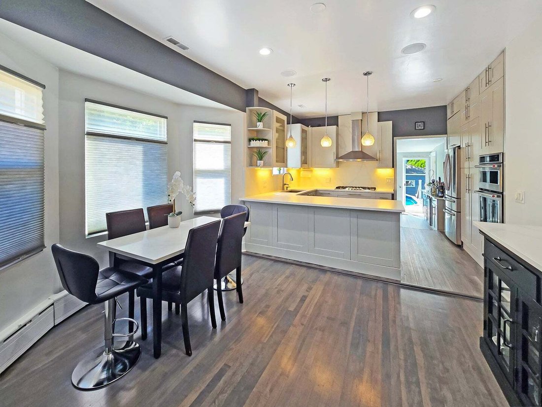 House in Elmwood Park, Illinois, United States 2 - 18555299