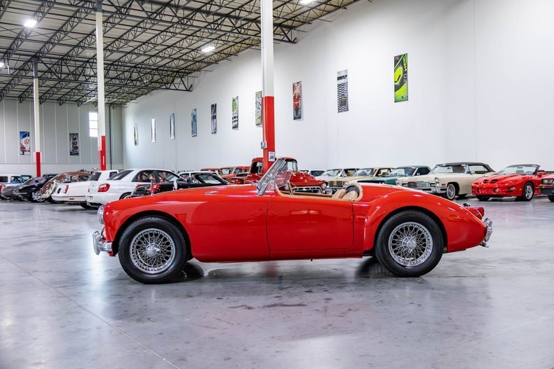 Cabriolet in Plainfield, United States 3 - 18555542