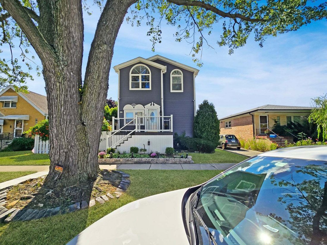 House in Elmwood Park, Illinois, United States 1 - 18555299