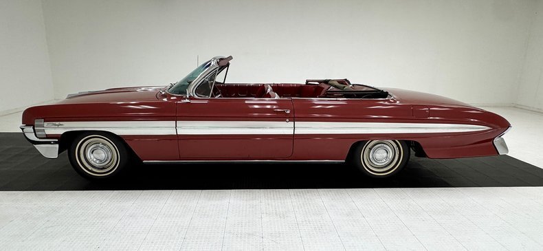 Cabriolet in Morgantown, United States 4 - 18555491
