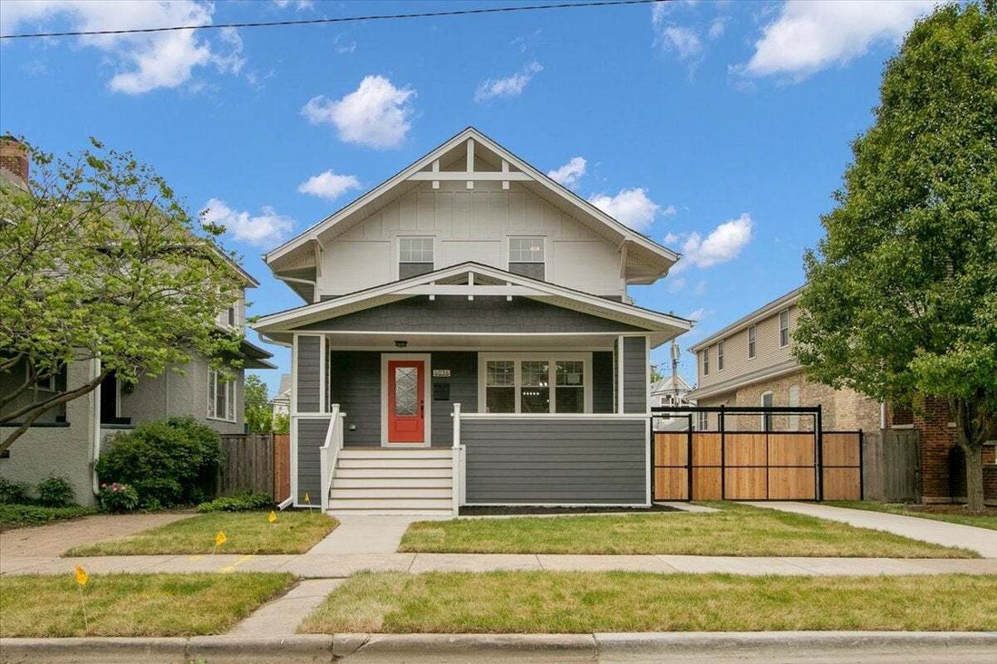 House in Chicago, Illinois, United States 2 - 18555324