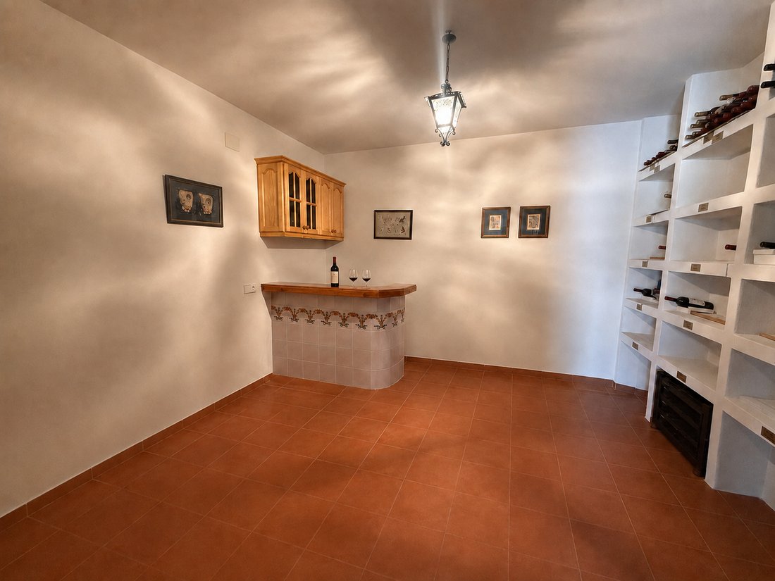 Villa in Yatova, Valencian Community, Spain 1 - 18385651