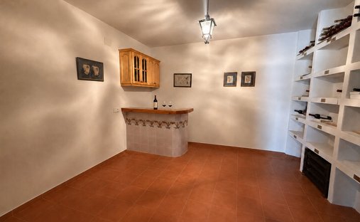 Villa in Yatova, Land Valencia, Spanien 1