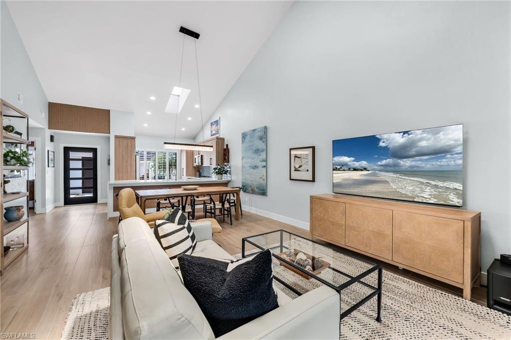 Condo in Naples, Florida, United States 4 - 18556051