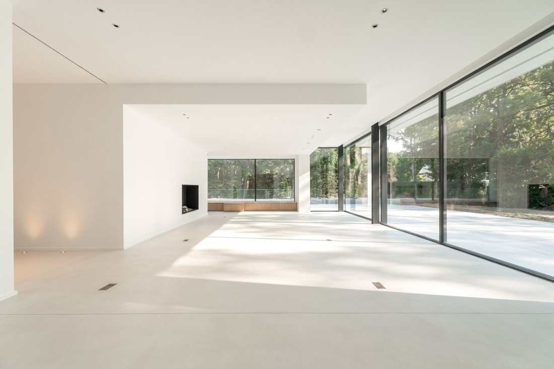 Villa in Sint-Genesius-Rode, Flanders, Belgium 2 - 18556049