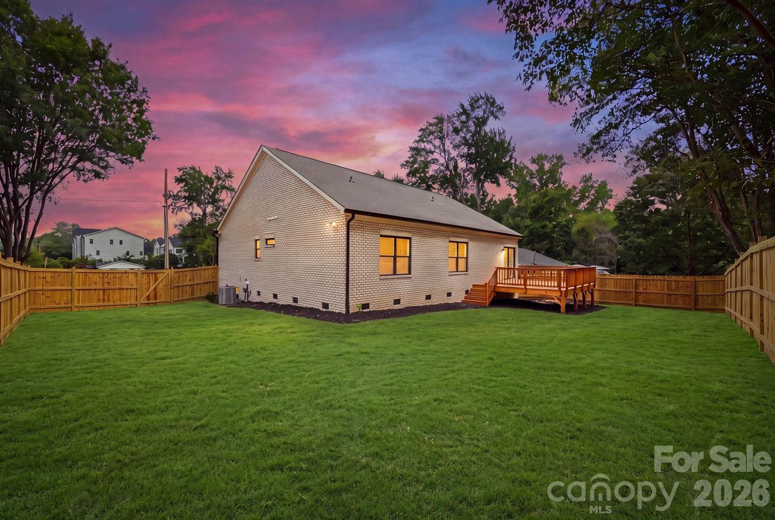 House in Charlotte, North Carolina, United States 5 - 18555996