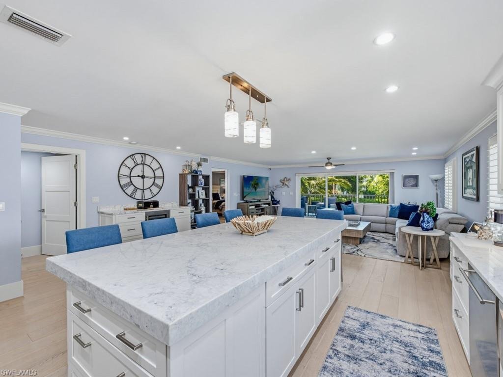 Condo in Naples, Florida, United States 5 - 18099280
