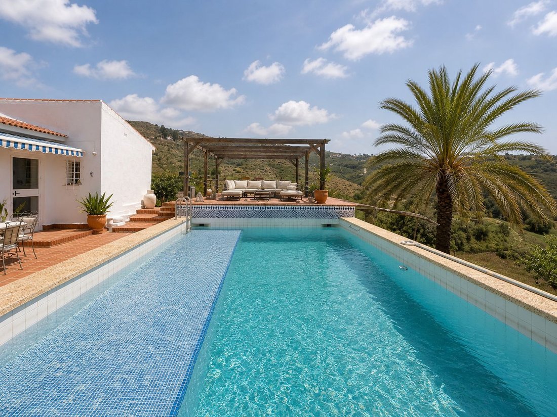 Townhouse in Velez-Malaga, Andalusia, Spain 1 - 17833519