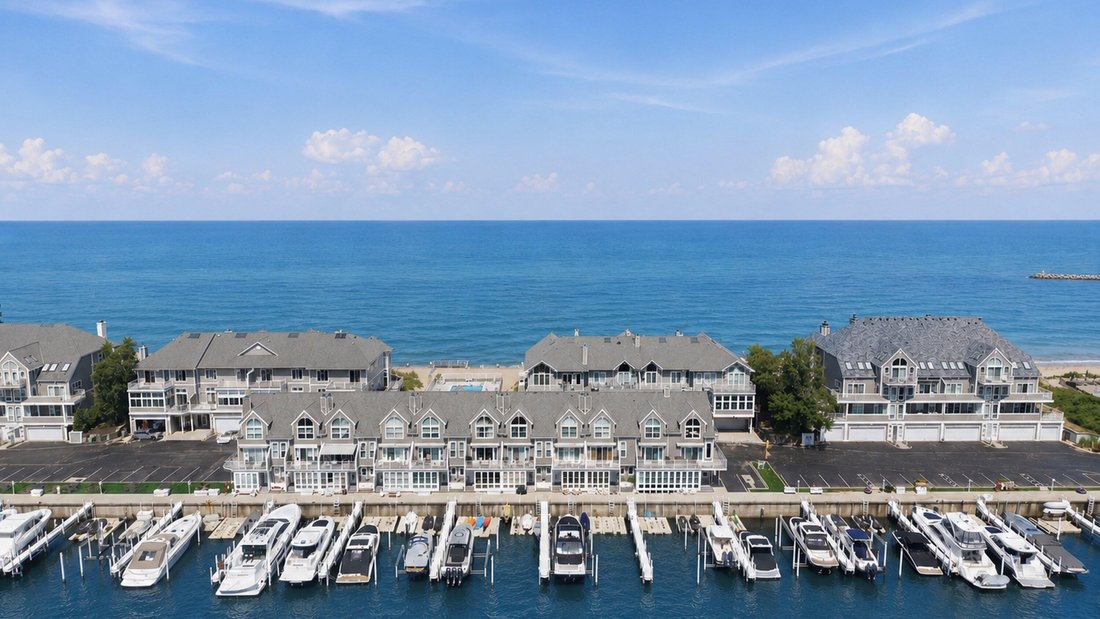 Villa in New Buffalo, Michigan, United States 1 - 18556032