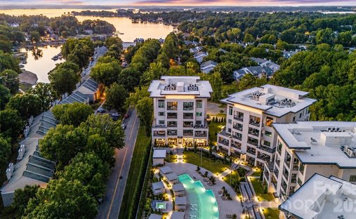 Condo in Cornelius, North Carolina, United States 1