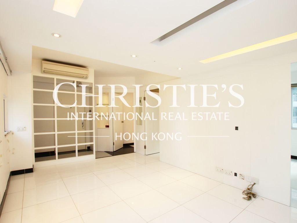 Apartment in Hong Kong, Hong Kong 3 - 18556252