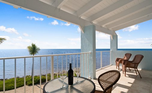Villa in Key Colony Beach, Florida, United States 1