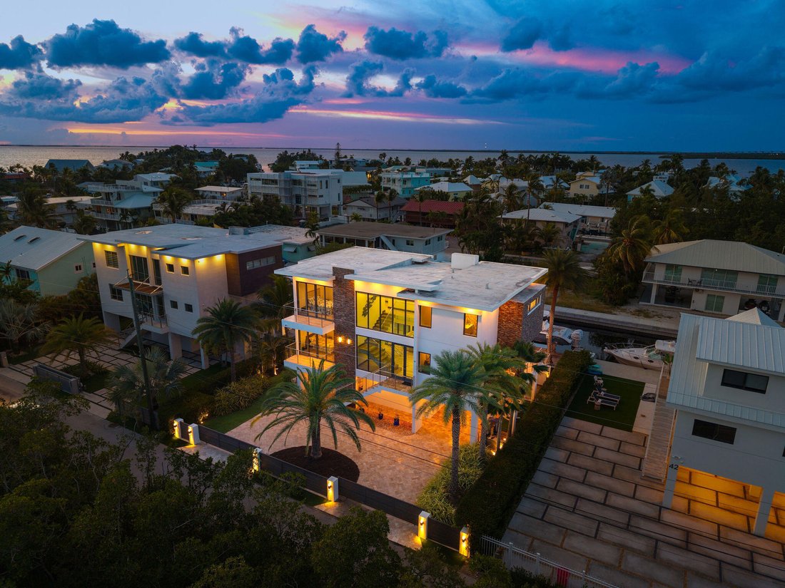 Haus in Key Colony Beach, Florida, Vereinigte Staaten 2 - 18556048