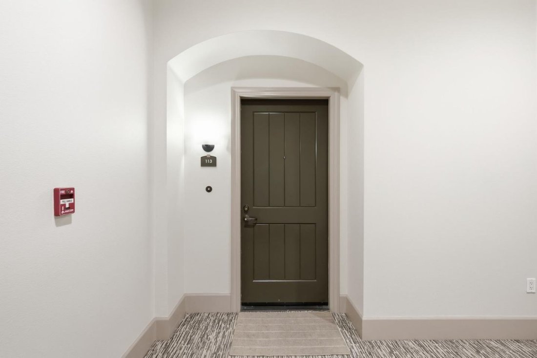 Condo in San Carlos, California, United States 4 - 18556039