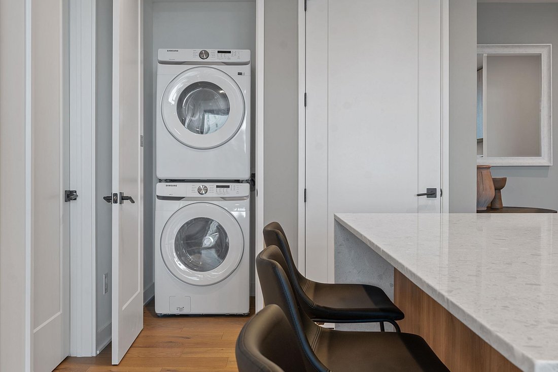 Condo in Austin, Texas, United States 5 - 18556002