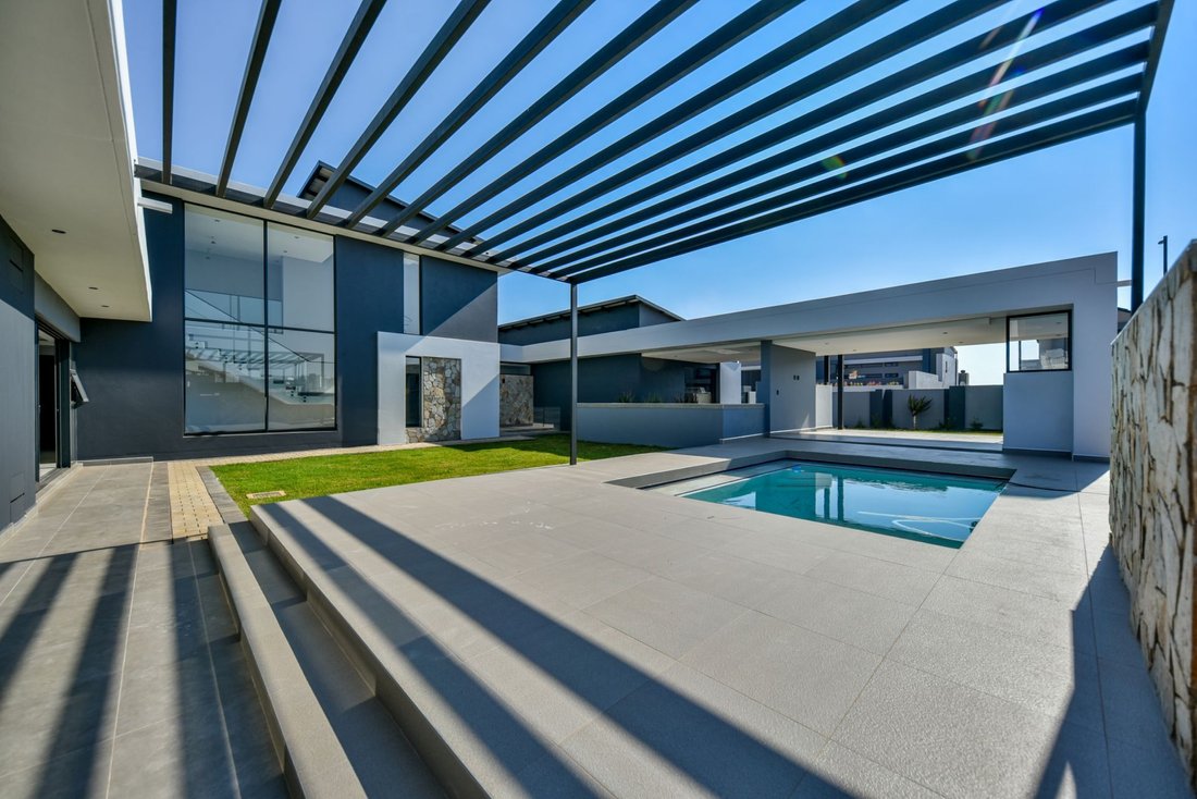 House in Sunderland Ridge AH, Gauteng, South Africa 4 - 18556321
