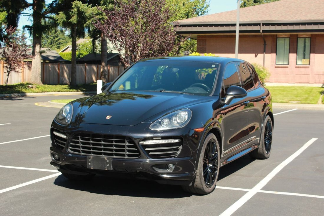 Suv in Lynnwood, WA, United States 1 - 18550043