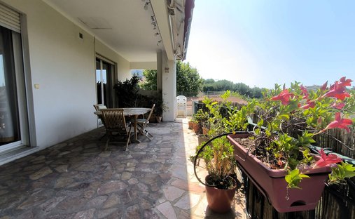 Apartment in Maurice Jeanpierre, Le Cannet, France 1
