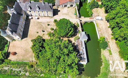 House in Saint-Genest-d'Ambière, Nouvelle-Aquitaine, France 1