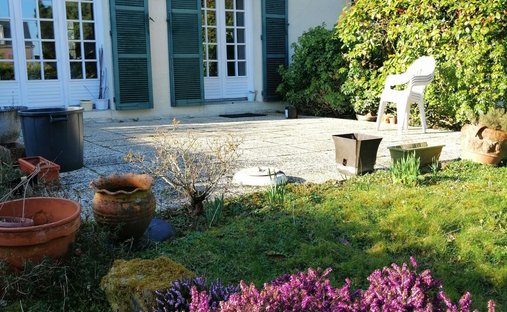 House in Centre Ville, Crepy-en-Valois, France 1