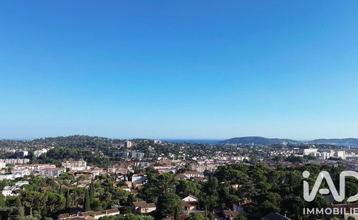 Haus in Trois Quartiers-Siblas, Toulon, Frankreich 1
