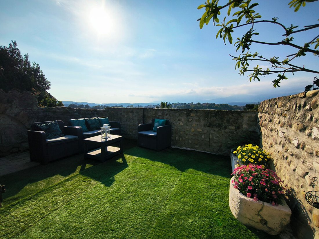 Villa in Val Fleuri-Montaleigne, Cagnes-sur-Mer, France 1 - 18556257