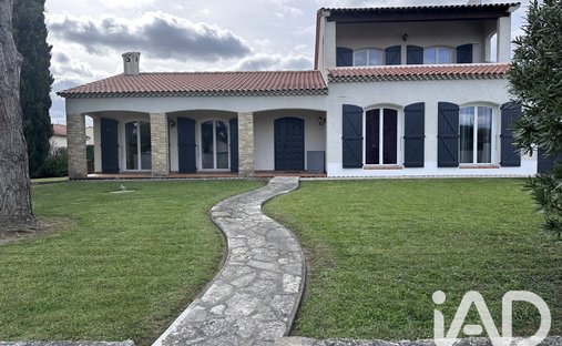 House in Le Mariel, Saint-Alban, France 1