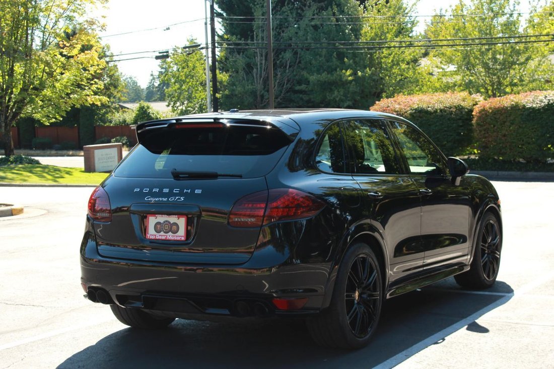 Suv in Lynnwood, WA, United States 5 - 18550043