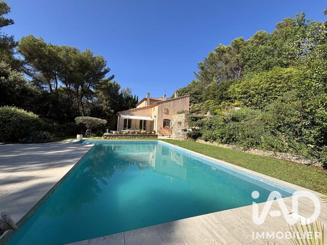 House in Bouc-Bel-Air, Provence-Alpes-Côte d'Azur, France 2 - 18559929