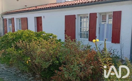 House in Ile-d'Aix, Nouvelle-Aquitaine, France 1