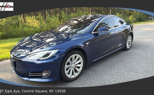 2016 Tesla Model S P100D Sedan 4D in Central square, NY, United States 1